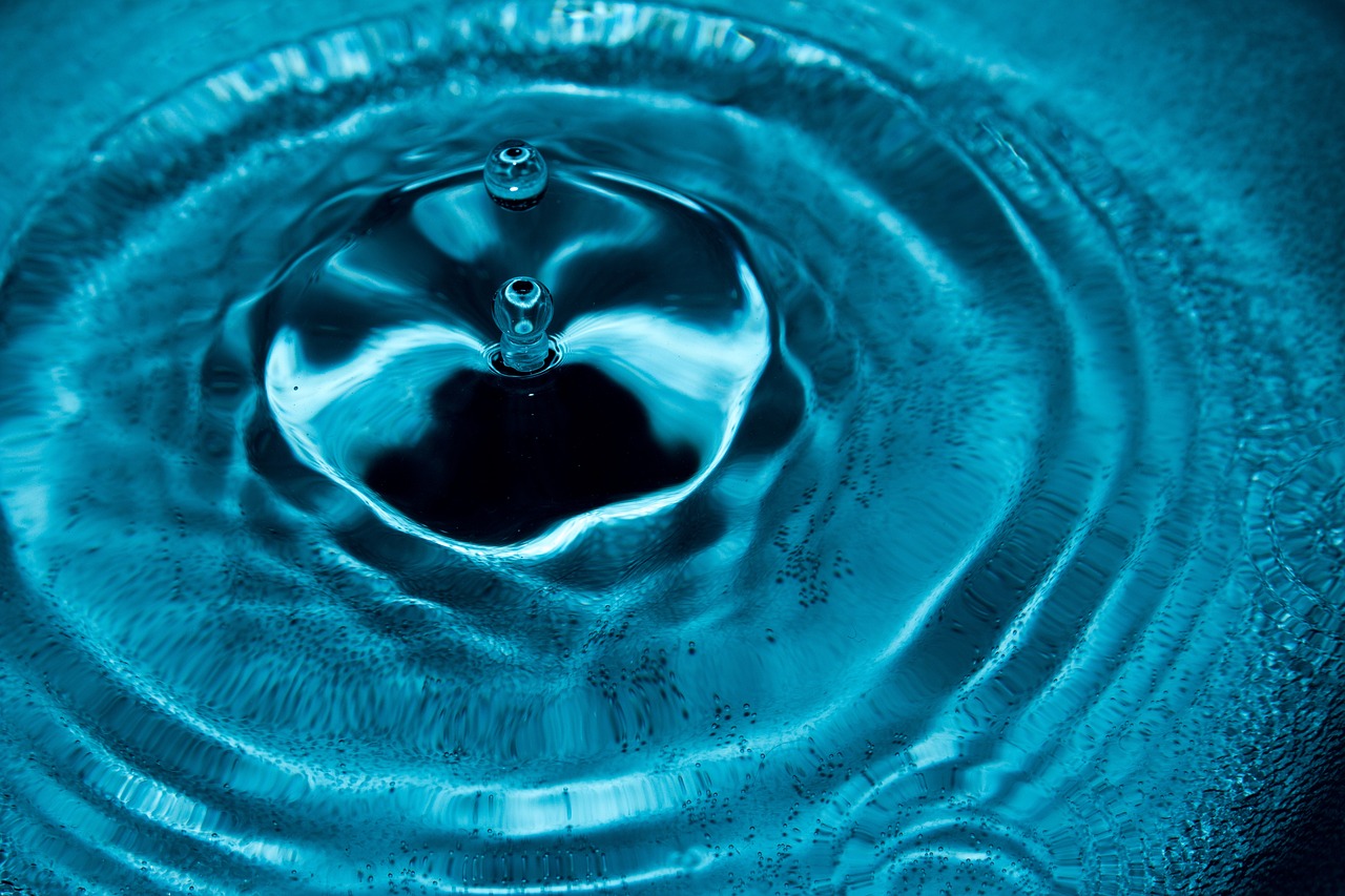 waterdrop-2256201_1280